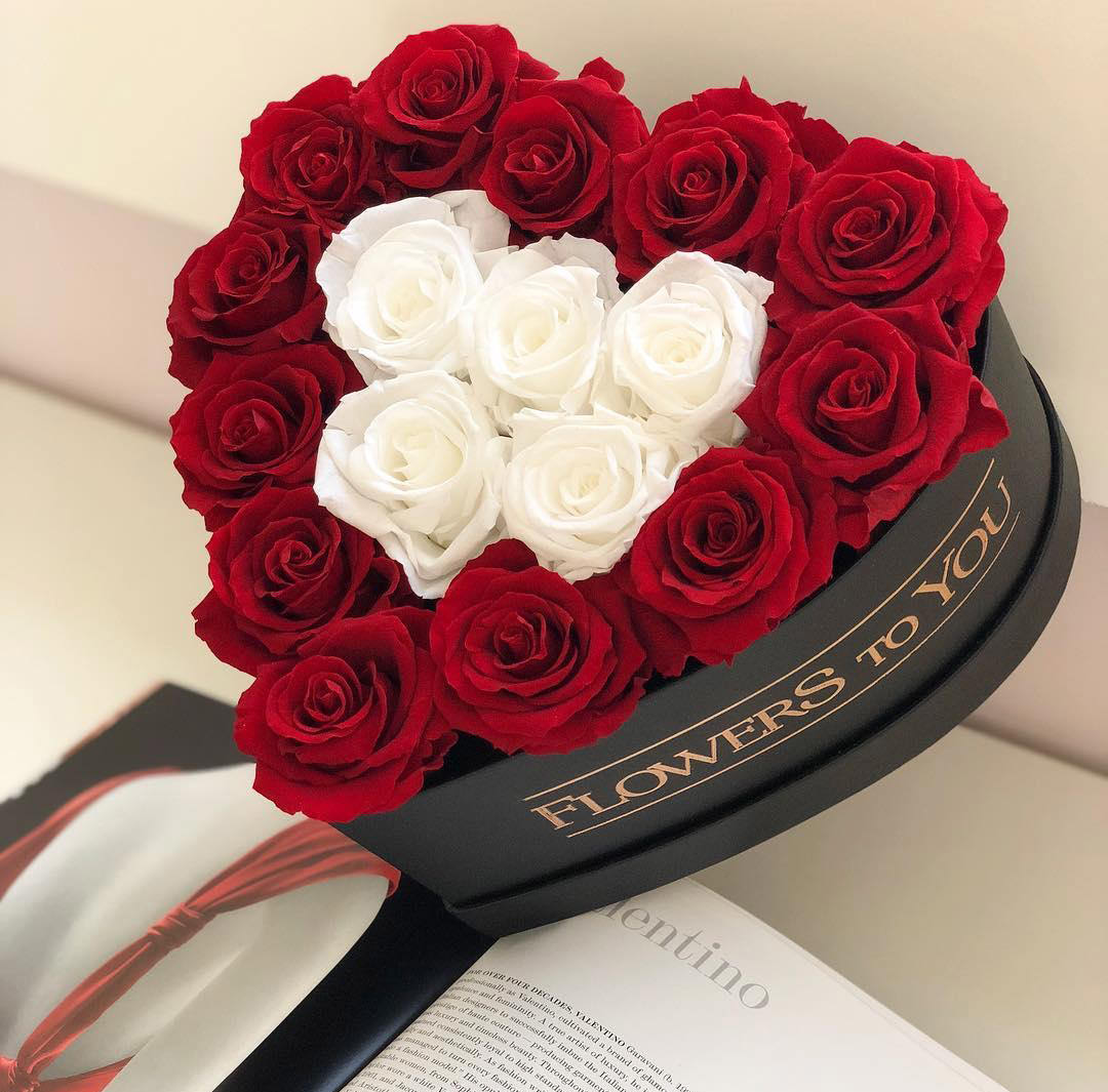 باکس گل عاشقانه برای روز زن