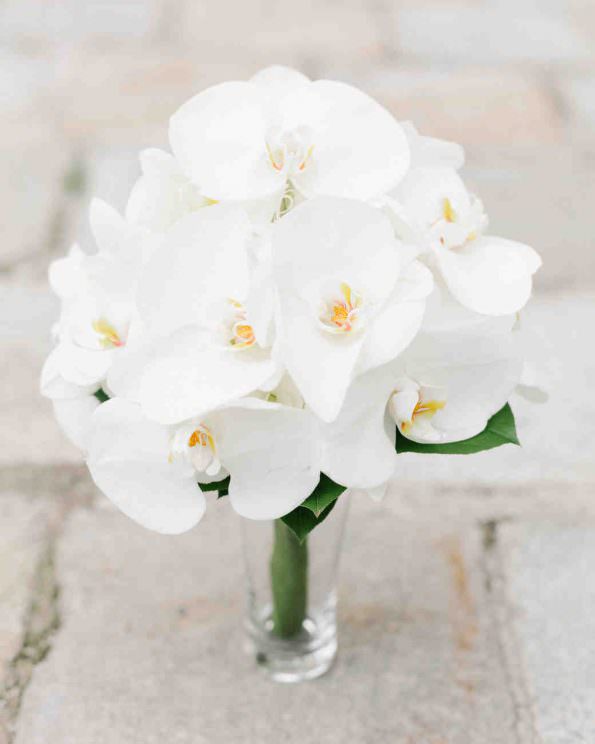 دسته گل ارکیده سفید