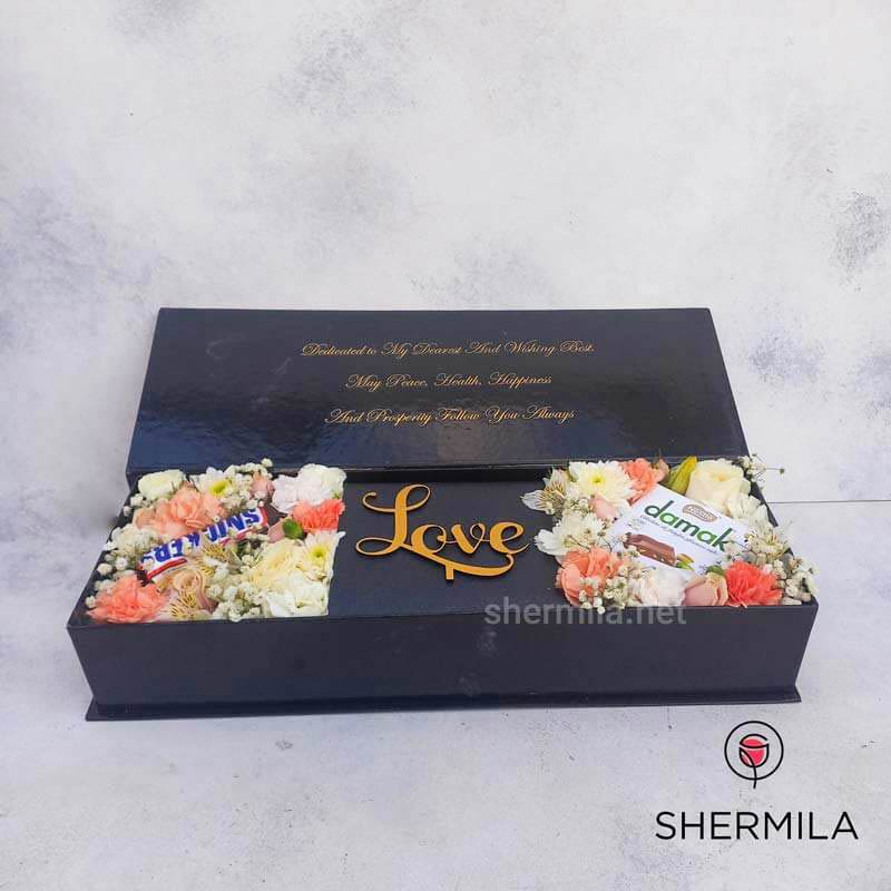 باکس گل و شکلات یگانه