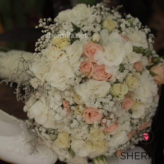 دسته گل عروس زیبا