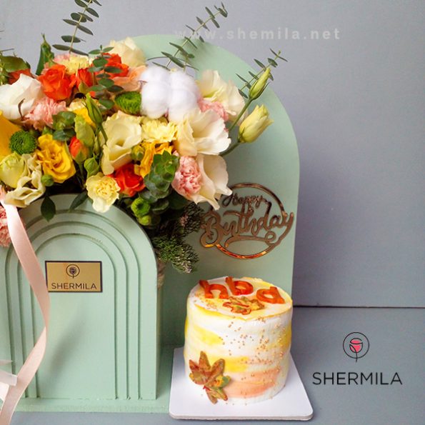 Gyro-flower-box-and-cake-2