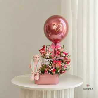باکس گل و شکلات لاوین