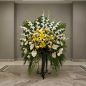 saman-flower-stand